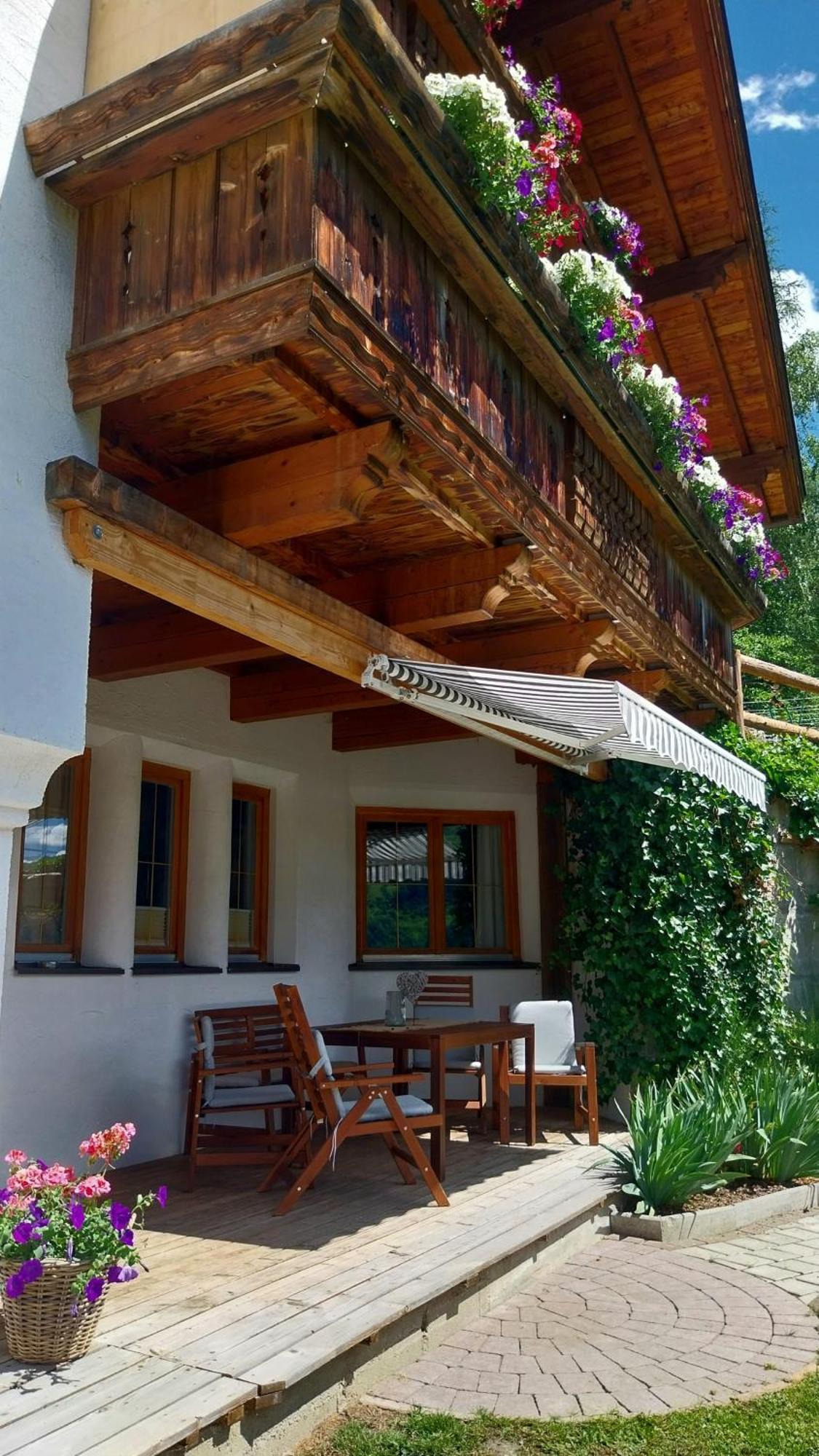 Apartment Burg Laudegg Blick Faggen